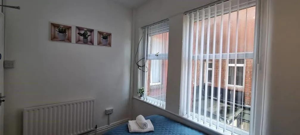 Pinnacle Hotel And Suites Formerly Jean Martyn Hotel Blackpool 0*,  United Kingdom