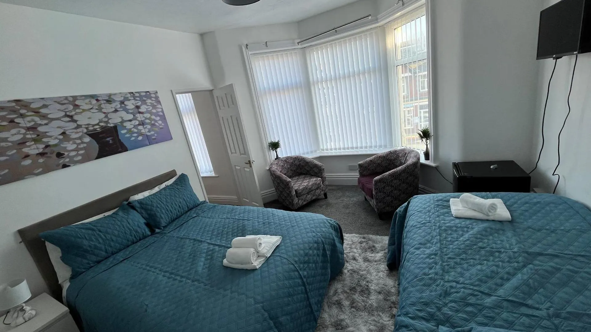 Pinnacle Hotel And Suites Formerly Jean Martyn Hotel Blackpool 0*,  United Kingdom