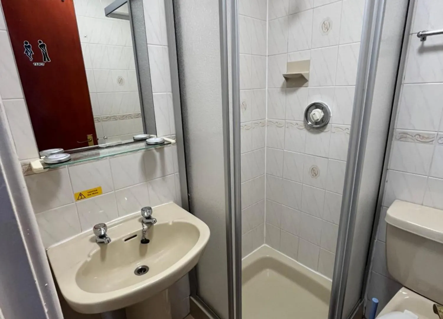 Pinnacle Hotel And Suites Formerly Jean Martyn Hotel Blackpool 0*,  United Kingdom
