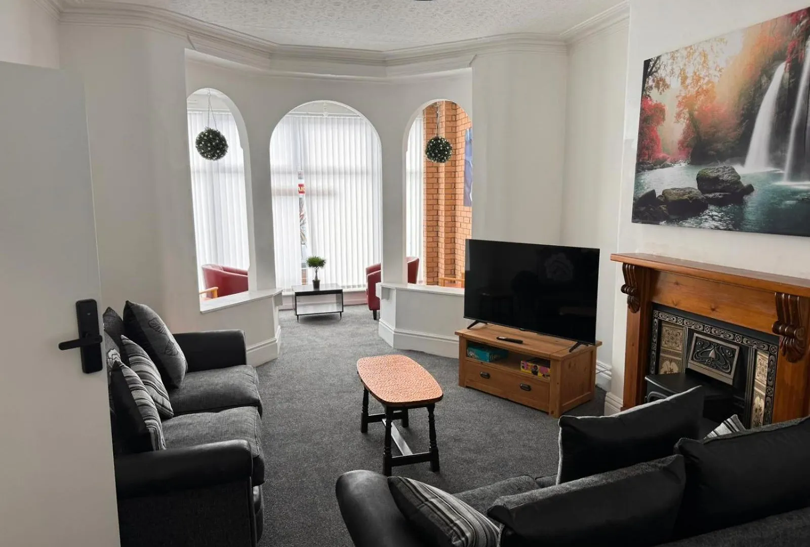 Pinnacle Hotel And Suites Formerly Jean Martyn Hotel Blackpool United Kingdom