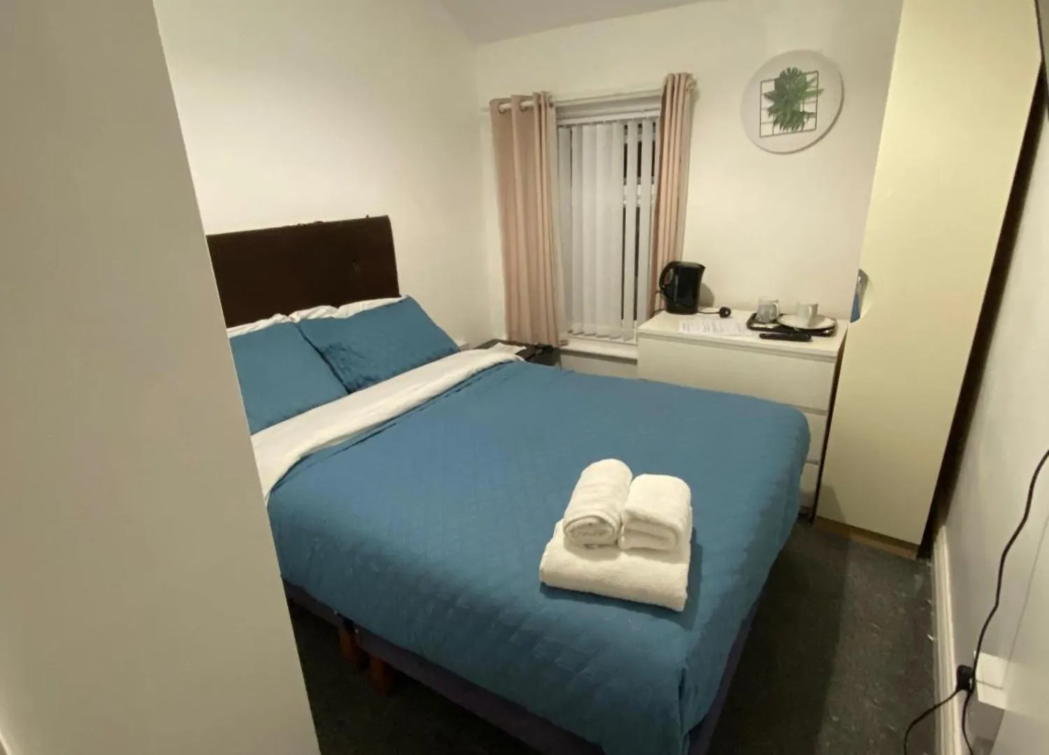 Pinnacle Hotel And Suites Formerly Jean Martyn Hotel Blackpool location